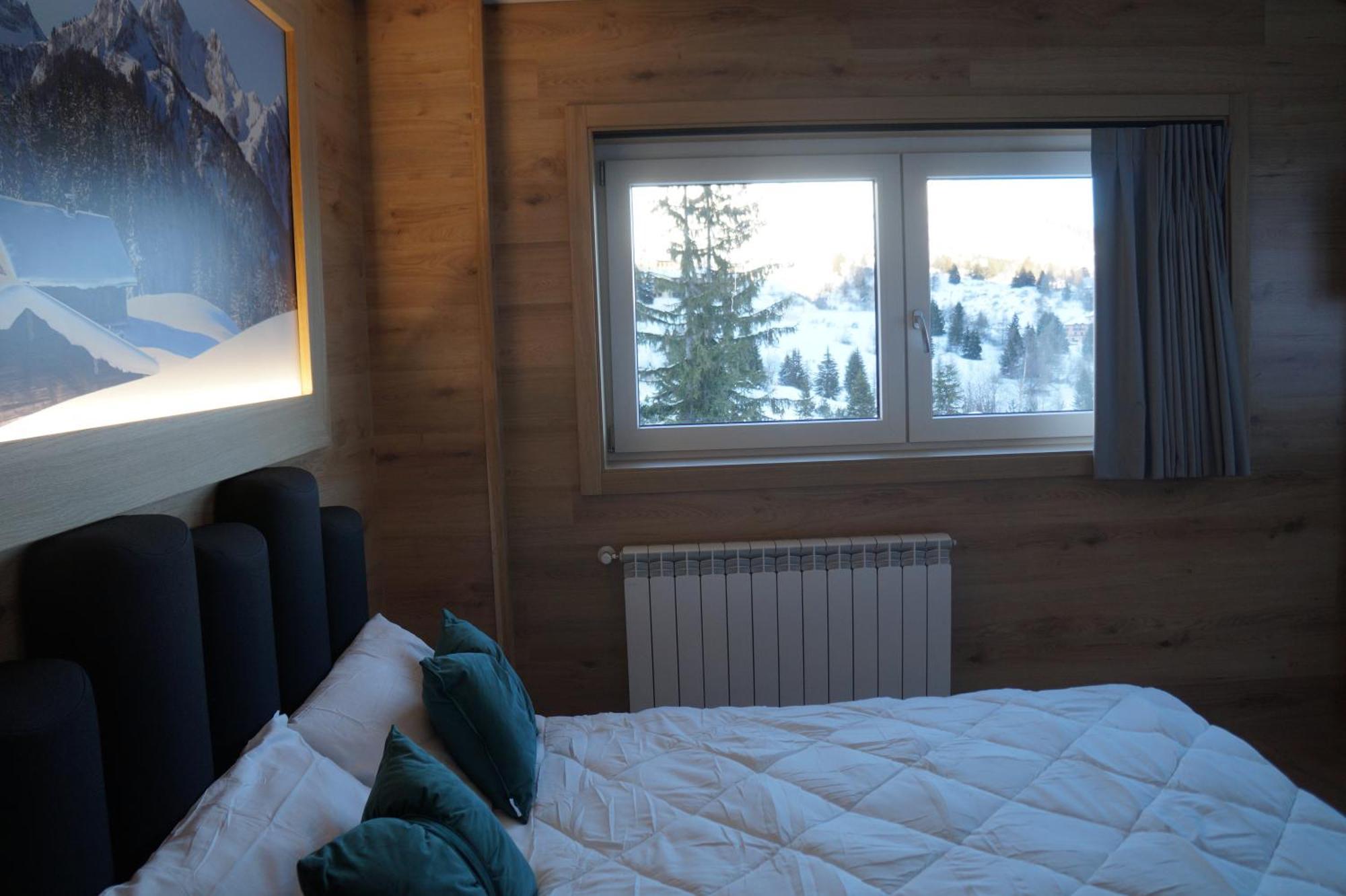Anemone Bianco Suite Rooms Passo del Tonale Exterior photo