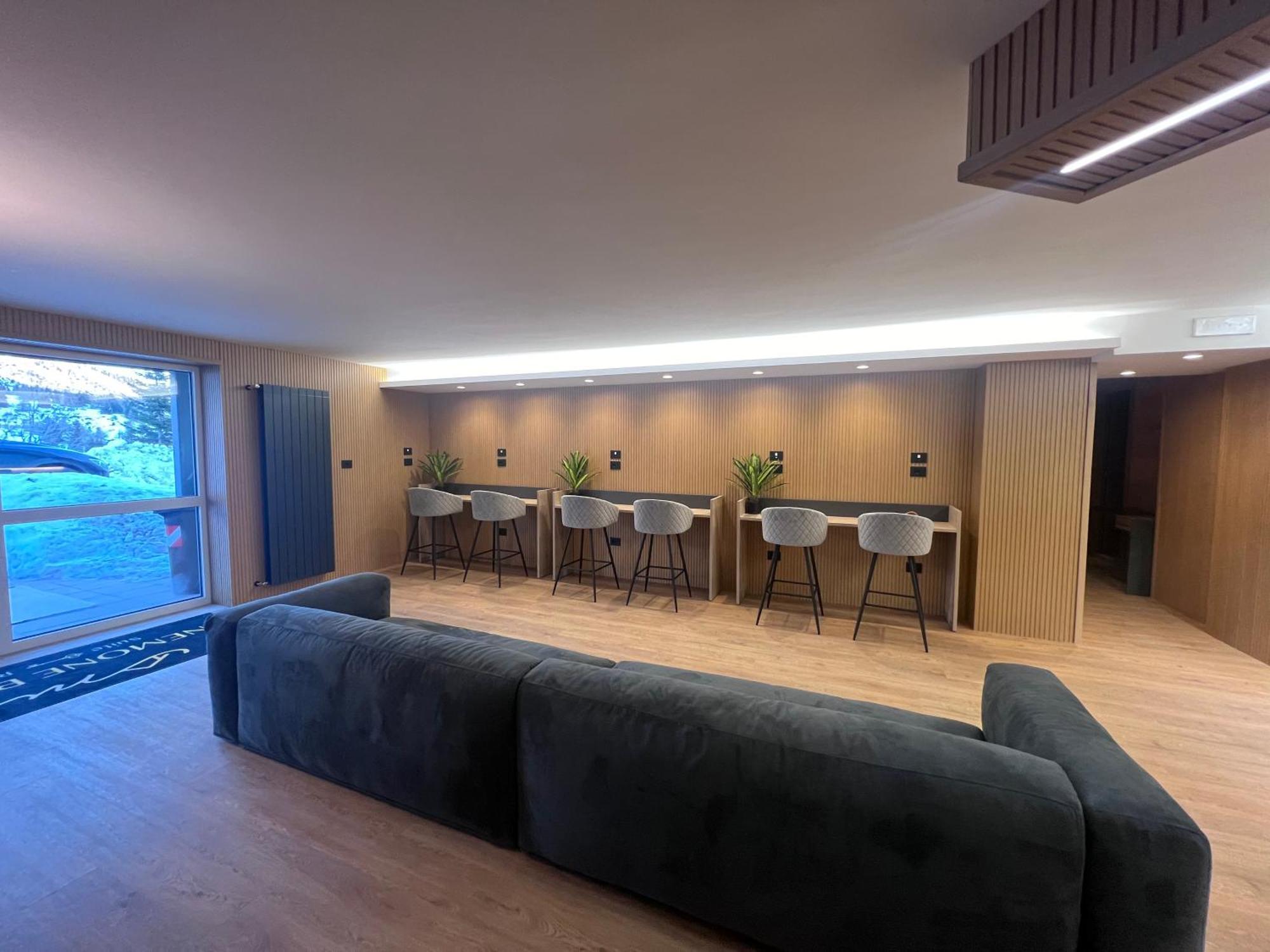 Anemone Bianco Suite Rooms Passo del Tonale Exterior photo