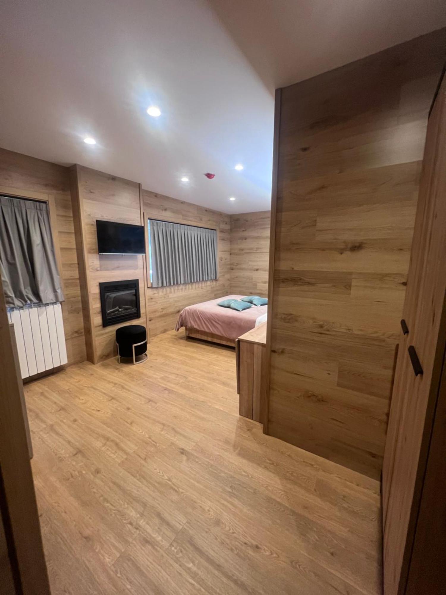 Anemone Bianco Suite Rooms Passo del Tonale Exterior photo
