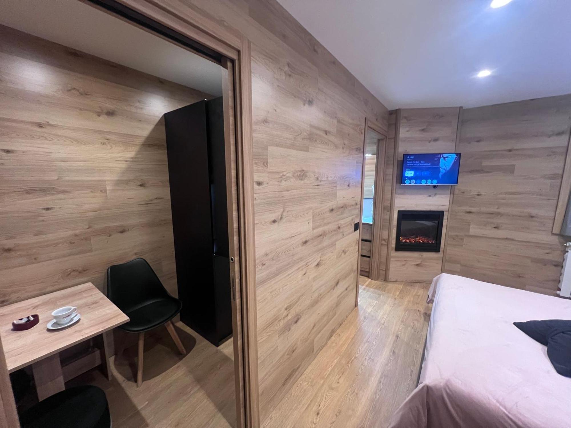 Anemone Bianco Suite Rooms Passo del Tonale Exterior photo